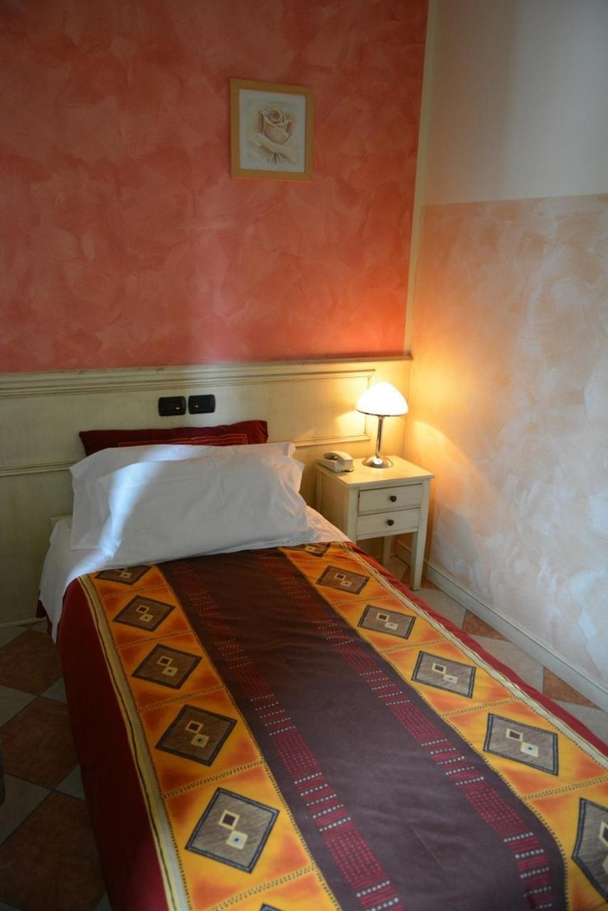 Hotel Due Colonne 3*